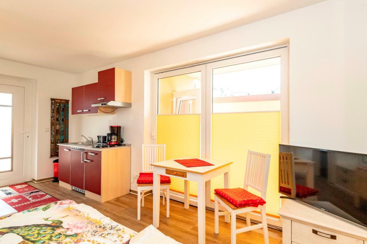 Villa Mia Nr 1 Mit Terrasse Eg 1 Raum Wohnung Goehren  Esterno foto